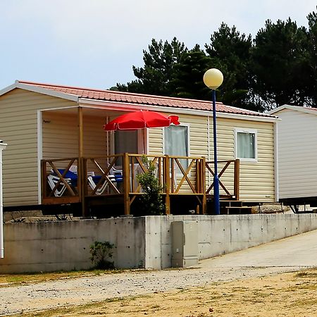 וילה נובה דה גאיה Orbitur Canidelo Bungalows - Caravan Park מראה חיצוני תמונה